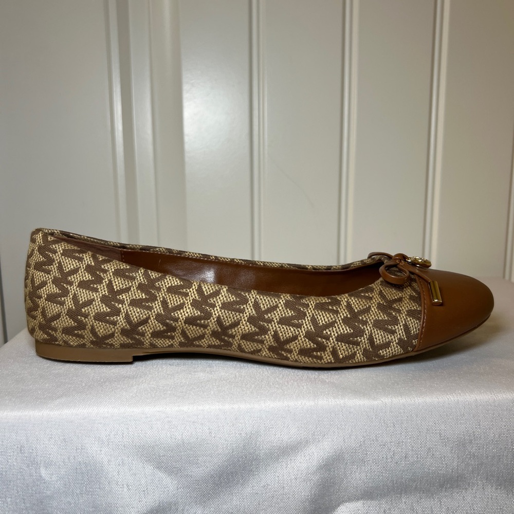 Michael Kors Women’s Brown and Tan MK Logo Ballet Flats Bow Size 8.5‎ - Picture 6 of 12